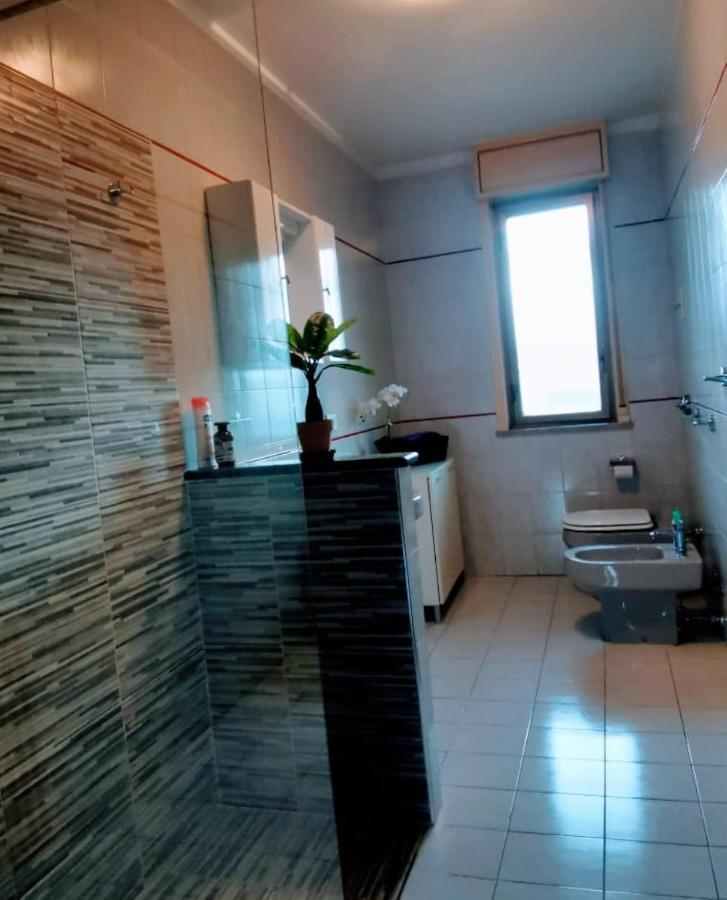 Lorenzo Guest Suite With Free Private Parking-- Cantieri Culturali 팔레르모 외부 사진